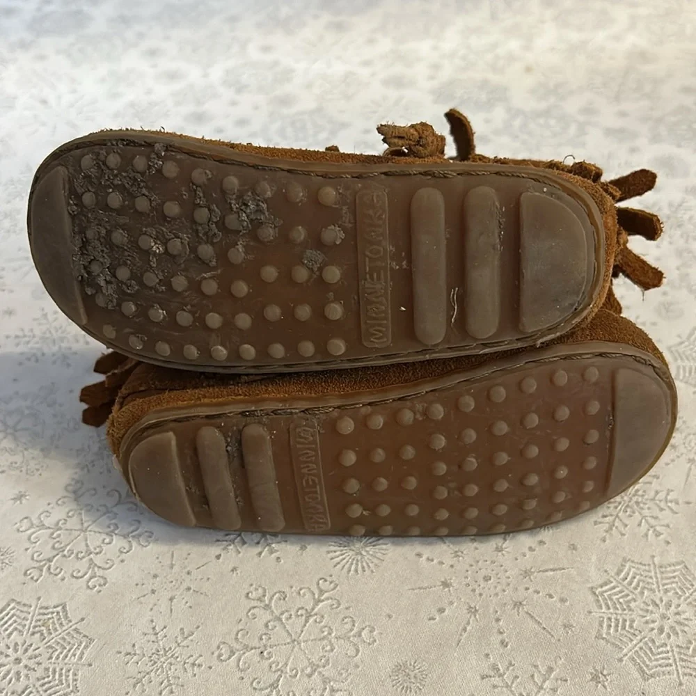 Minnetonka infant moccasin